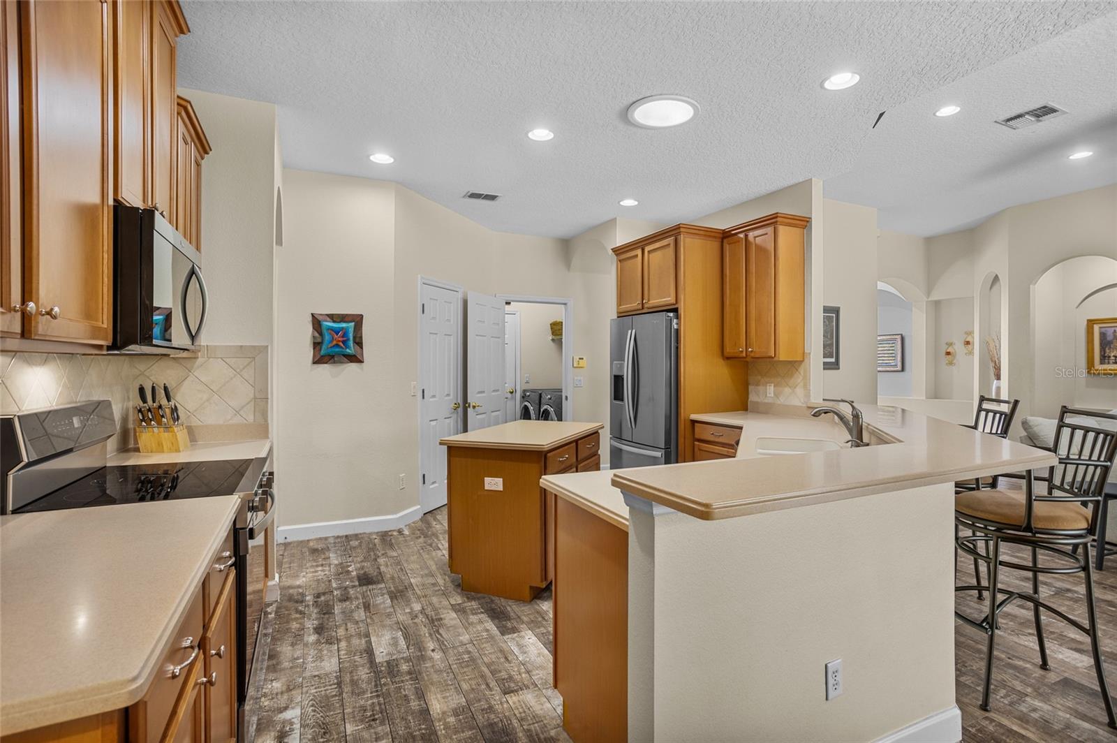 Image 20 of 54 For 16312 Birchwood Way