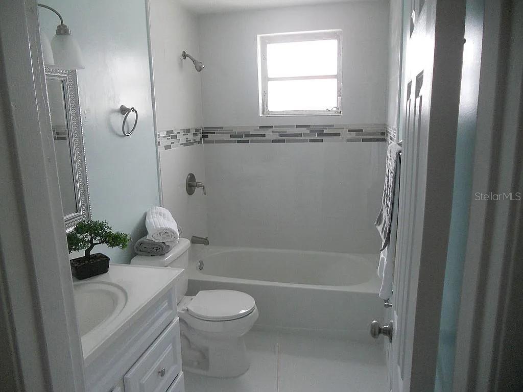 Image 8 of 38 For 1529 Culverhouse Drive