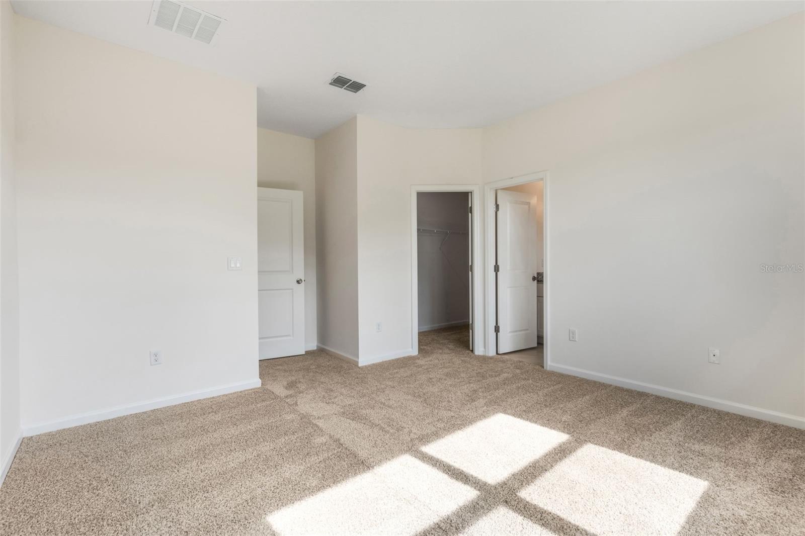 Image 10 of 15 For 3772 Watercliff Circle