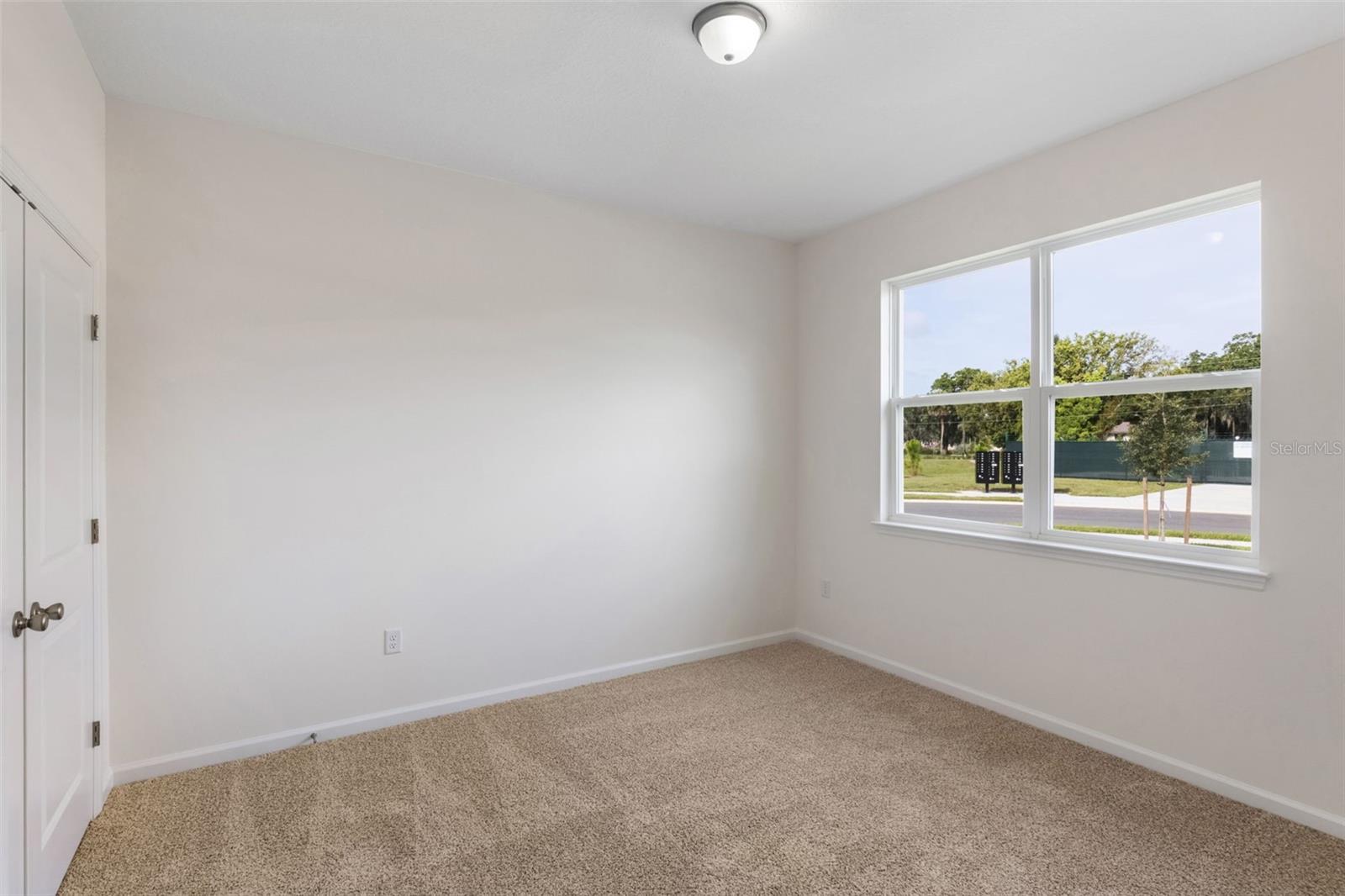 Image 4 of 15 For 3772 Watercliff Circle