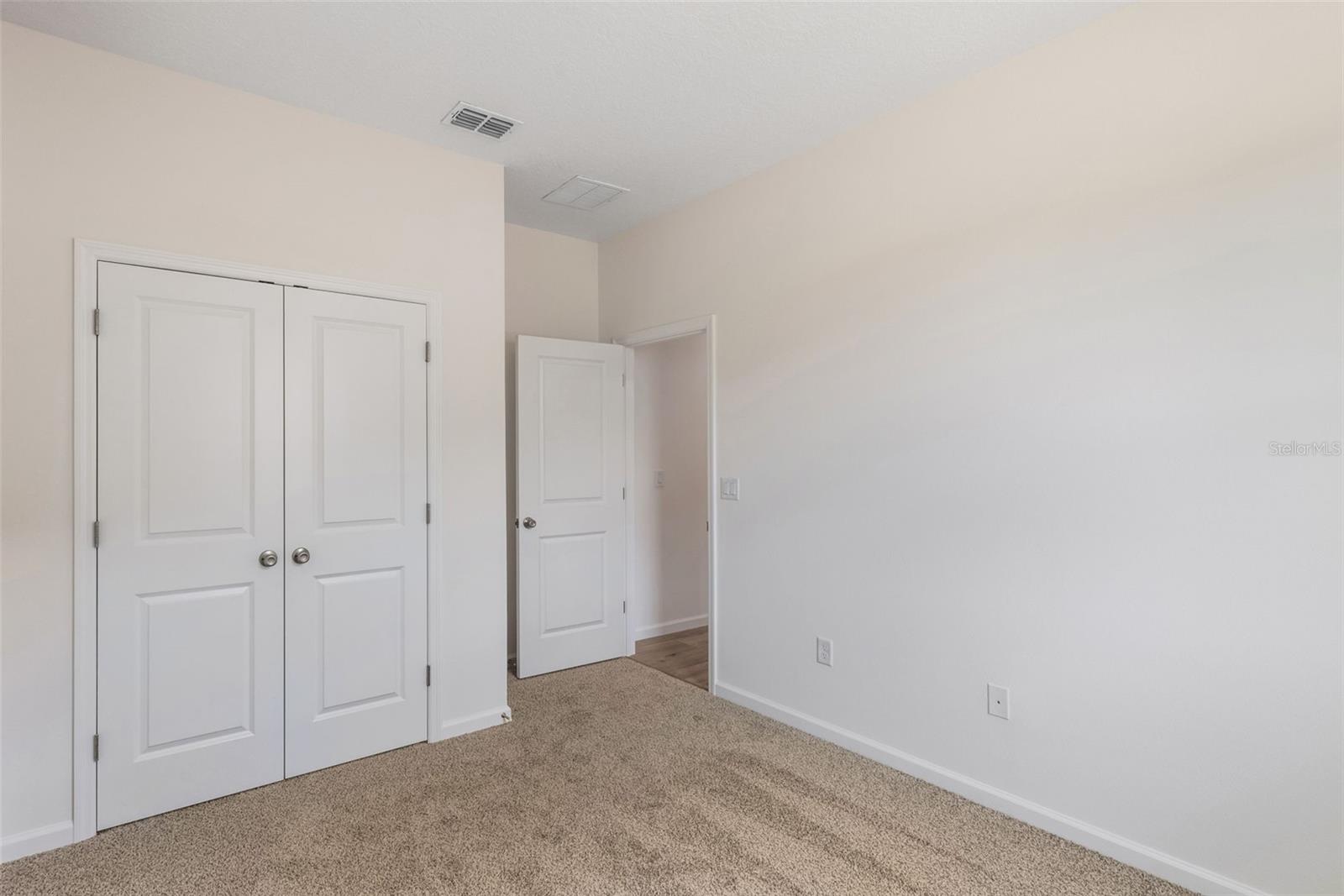 Image 9 of 15 For 3772 Watercliff Circle