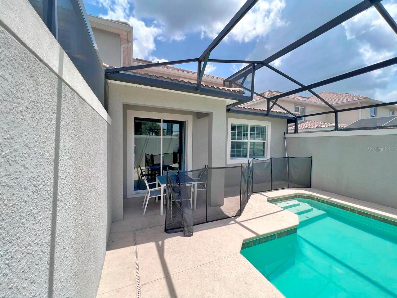 Image 32 of 42 For 5005 Windermere Avenue