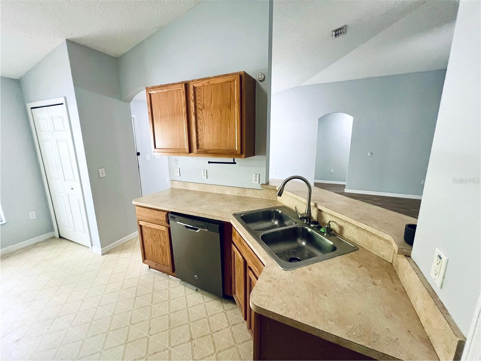 Image 5 of 27 For 1767 14th Street