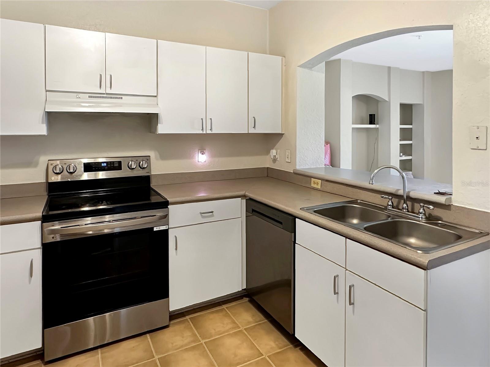 Image 2 of 9 For 107 Vista Verdi Circle 237