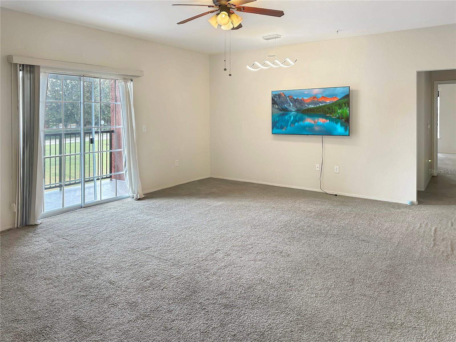 Image 3 of 9 For 107 Vista Verdi Circle 237