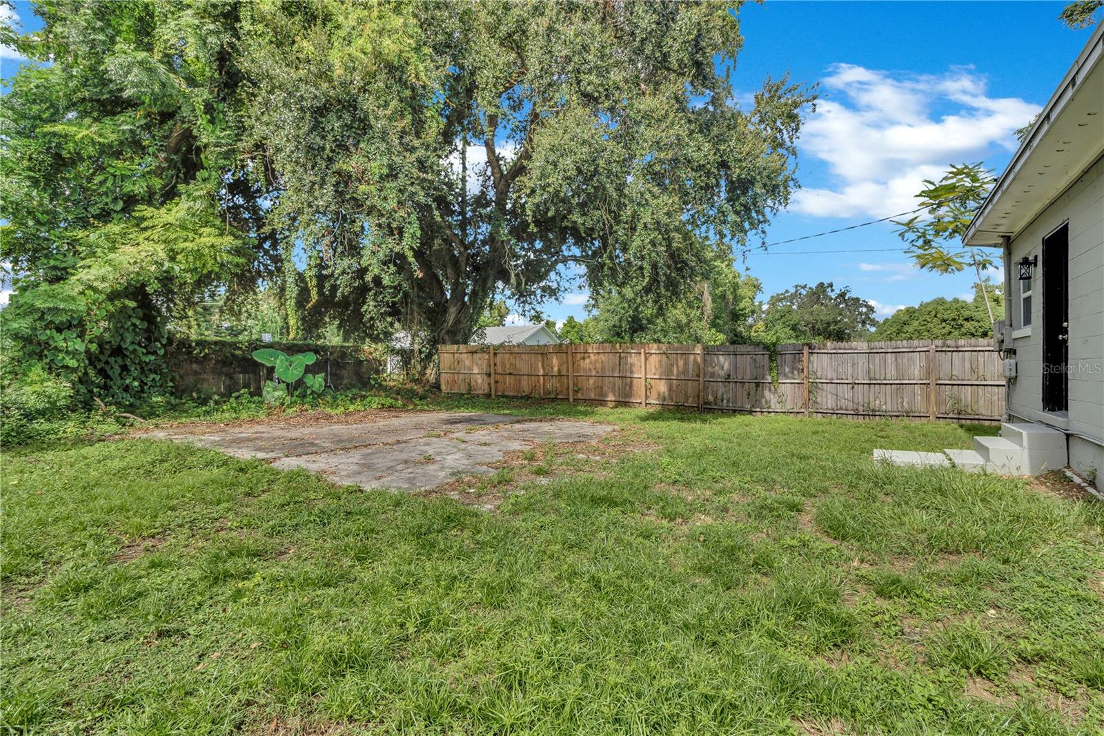Image 16 of 16 For 1350 20th Street