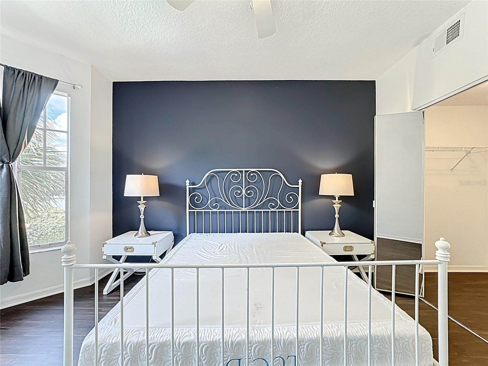 Image 18 of 43 For 5548 Metrowest Boulevard 209