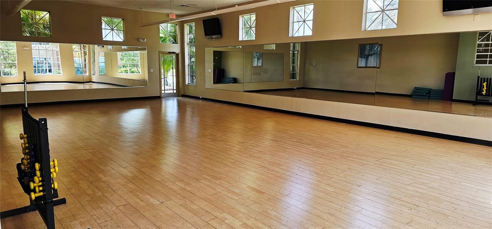 Image 40 of 43 For 5548 Metrowest Boulevard 209