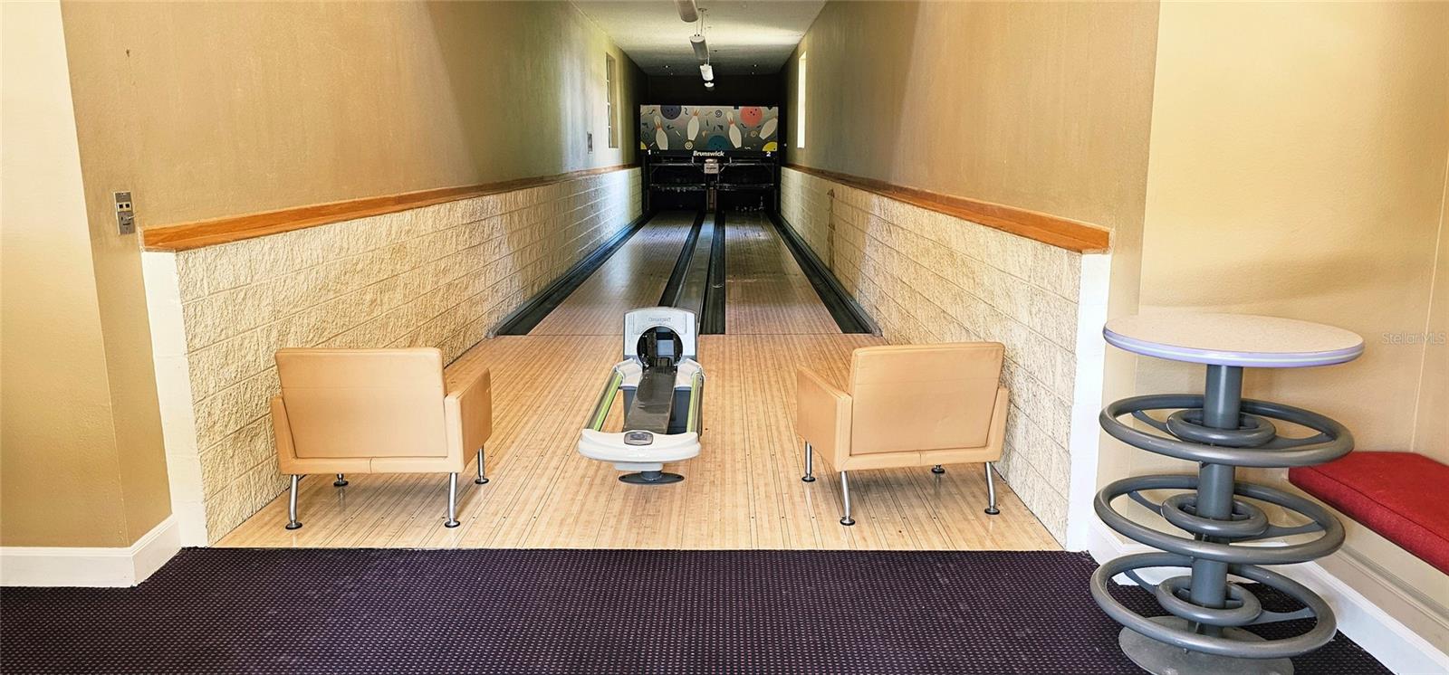 Image 41 of 43 For 5548 Metrowest Boulevard 209