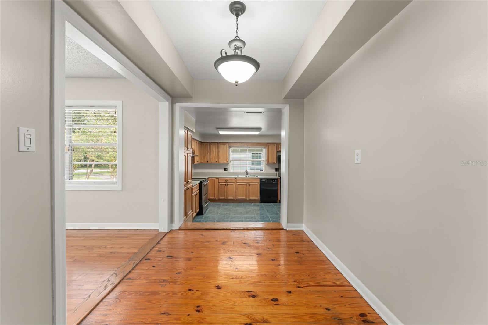 Image 11 of 35 For 2110 Gerda Terrace