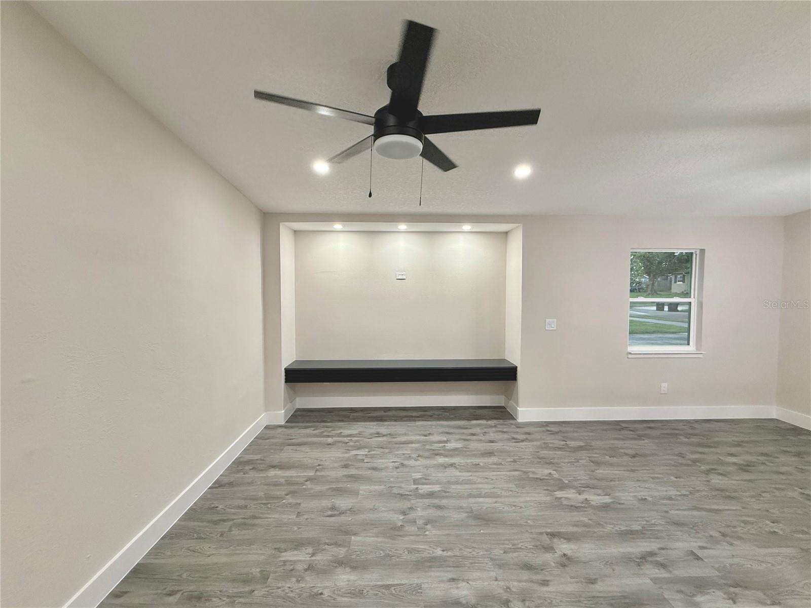 Image 11 of 36 For 6157 Medford Drive