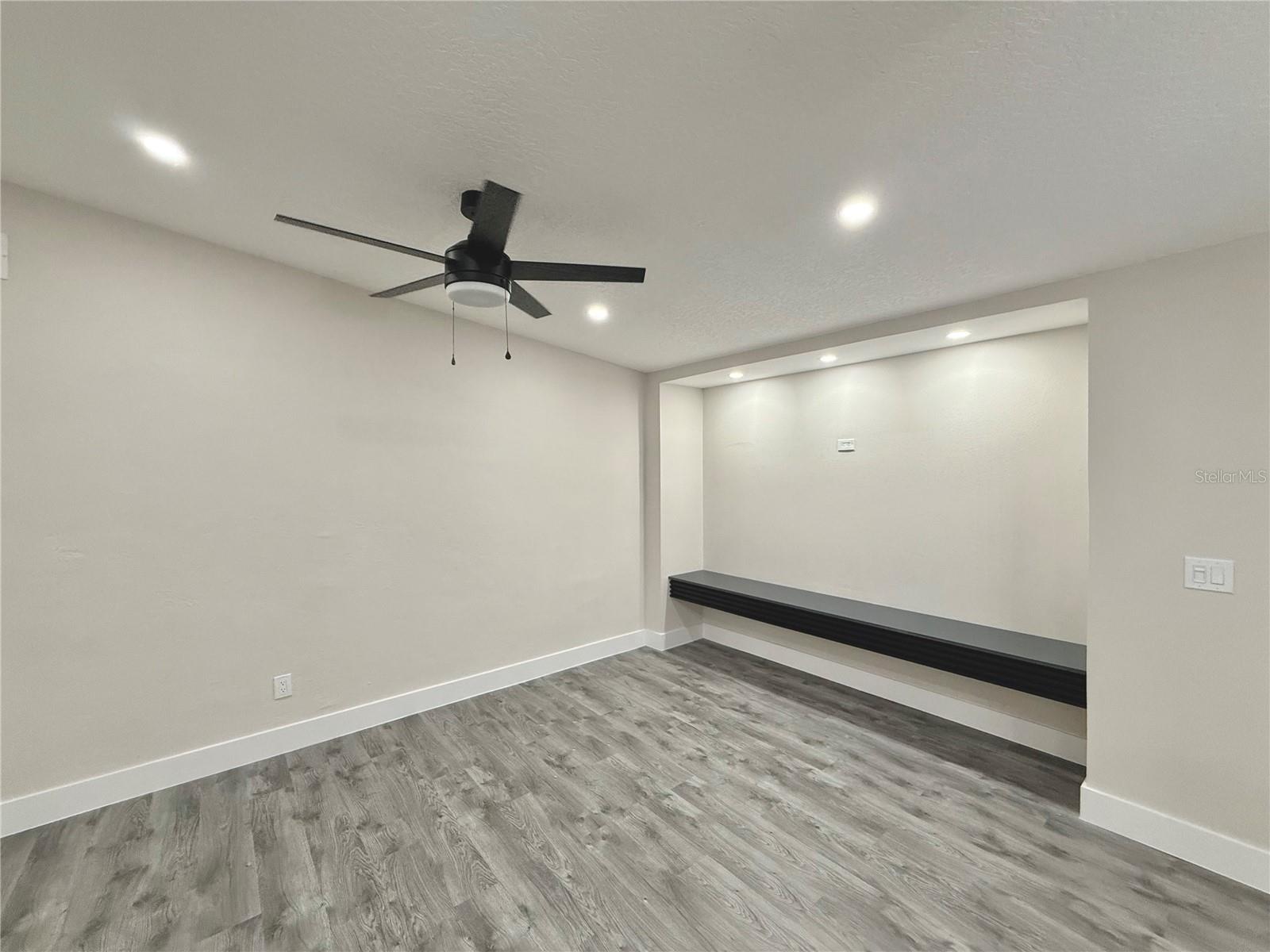 Image 12 of 36 For 6157 Medford Drive