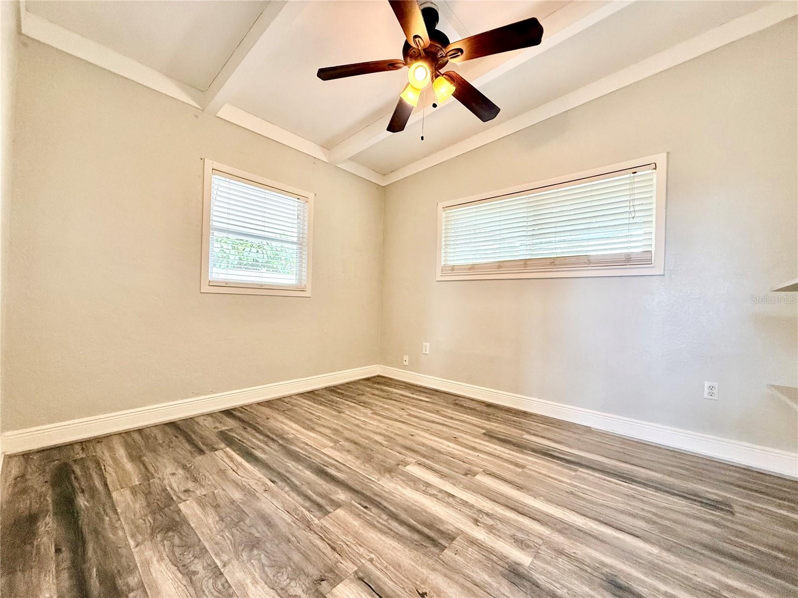 Image 20 of 24 For 6613 Orchard Drive N