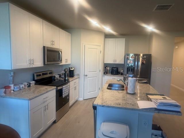 Image 2 of 12 For 3403 Bonsilva Street