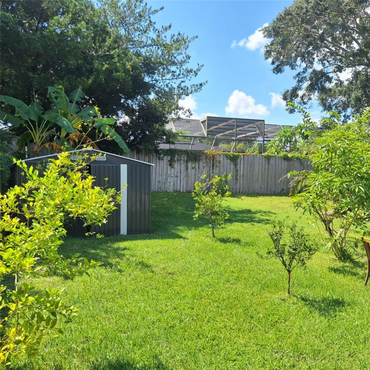 Image 12 of 16 For 514 Spring Oaks Boulevard