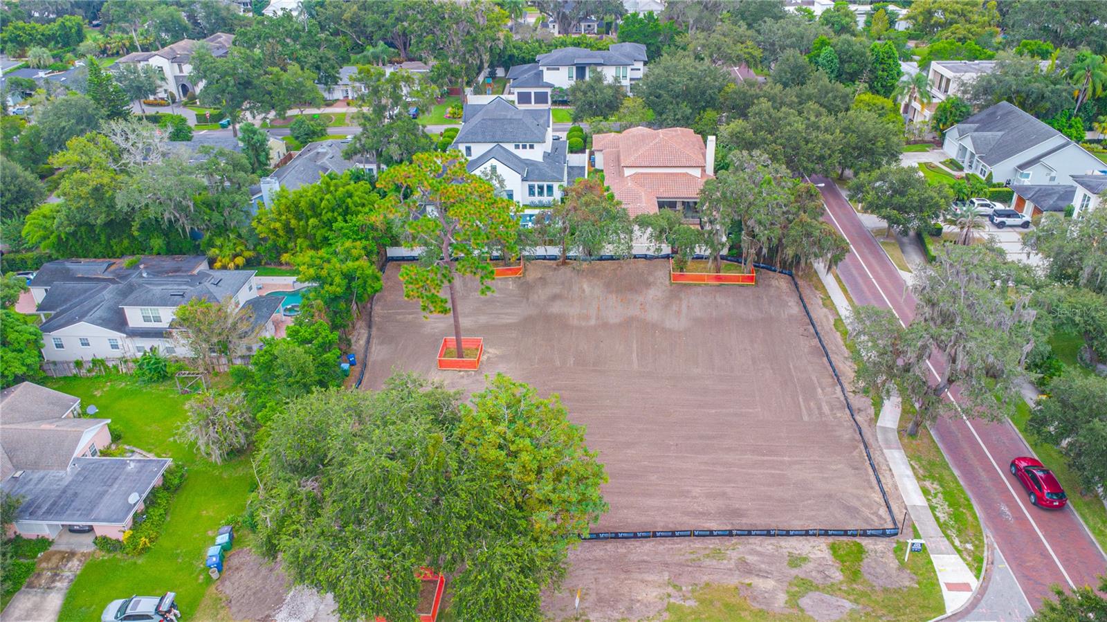 Image 11 of 12 For 141 Lake Sue Avenue