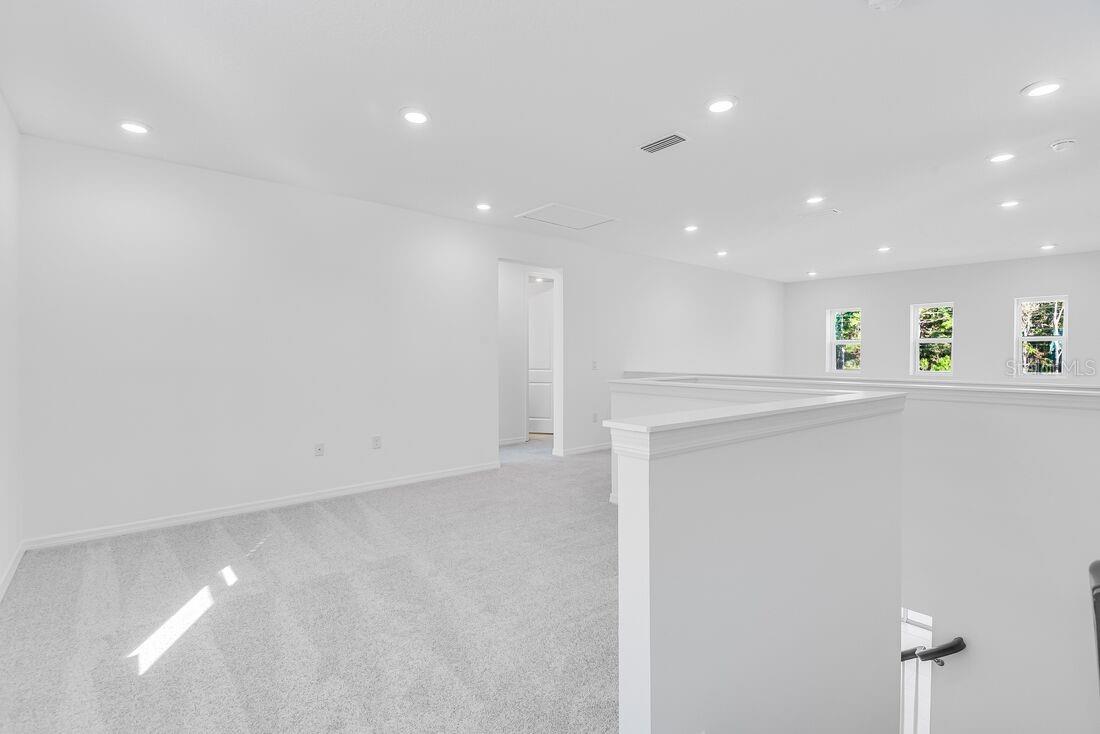 Image 31 of 40 For 581 Moon Shell Circle