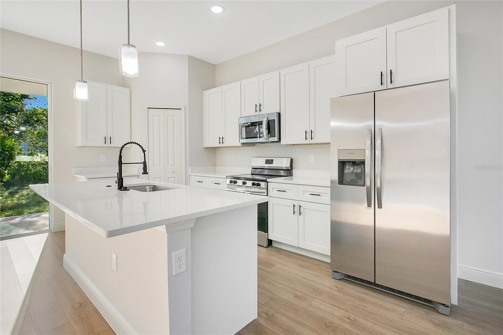 Image 9 of 32 For 12862 65th Avenue