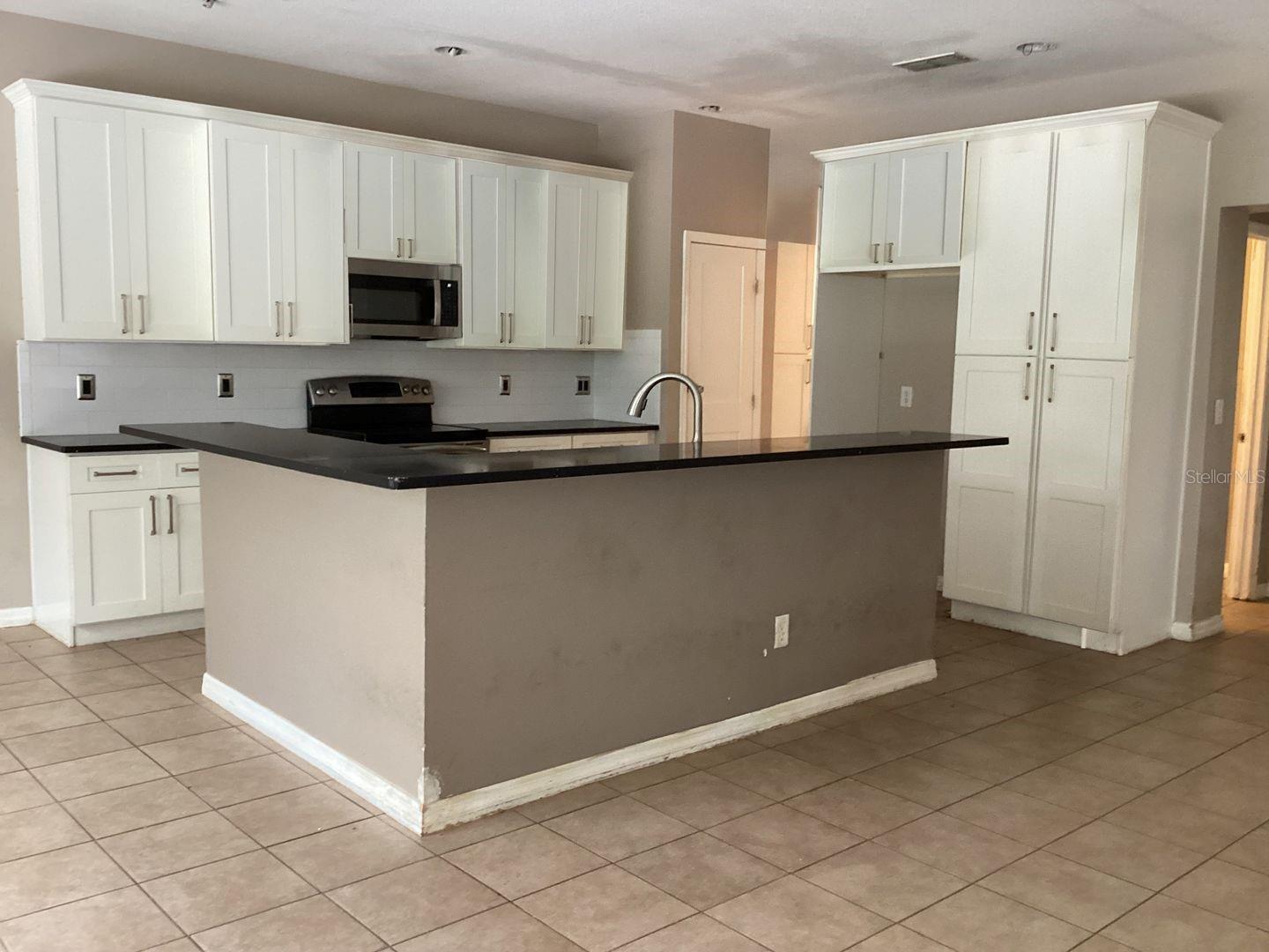 Image 17 of 38 For 528 Orange Cosmos Boulevard