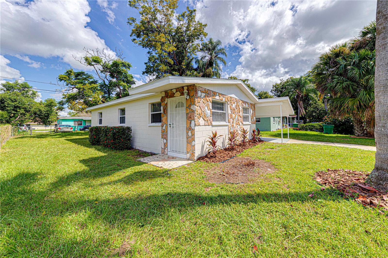 Image 3 of 32 For 1125 Lincoln Terrace