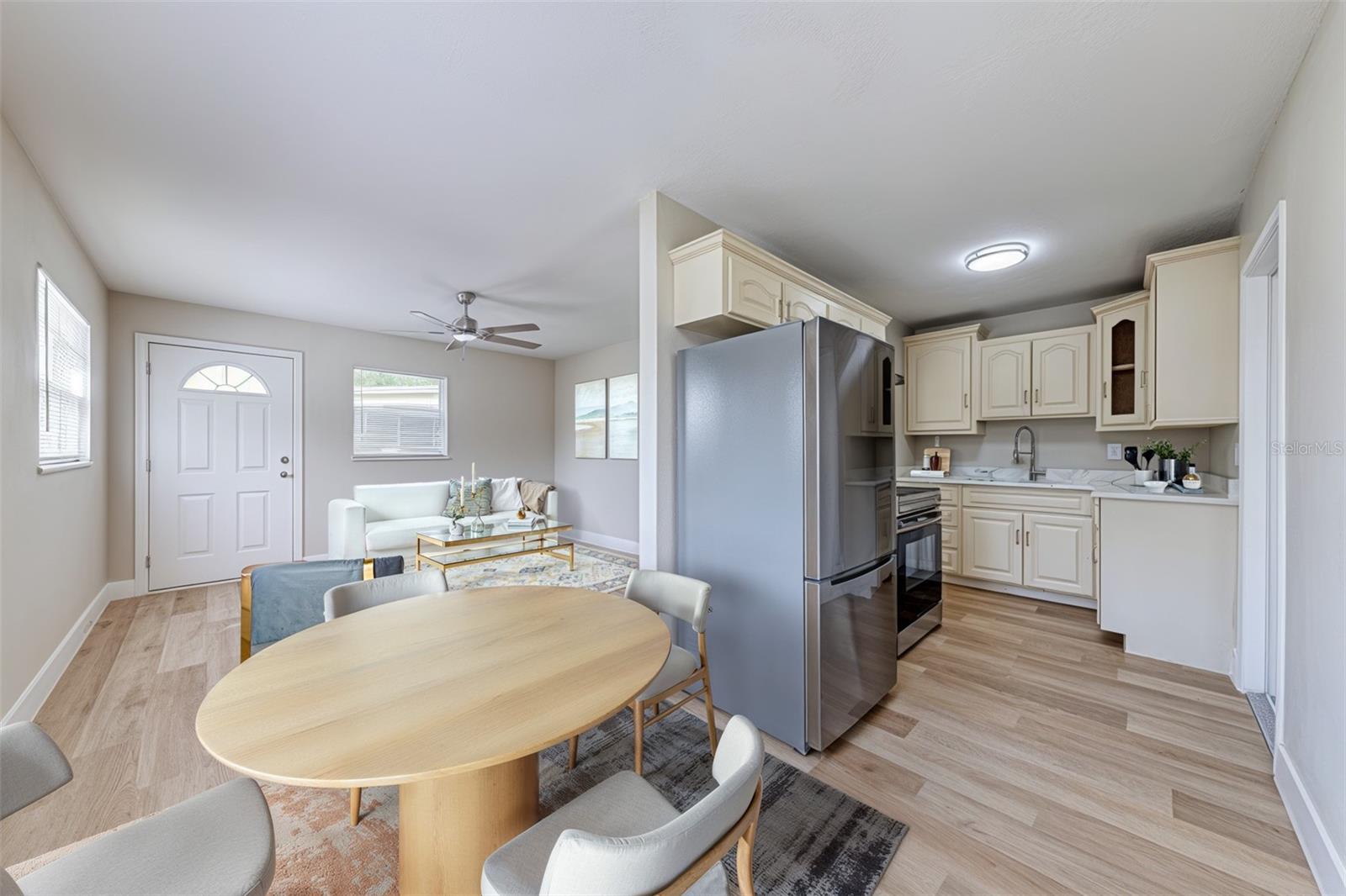 Image 7 of 32 For 1125 Lincoln Terrace