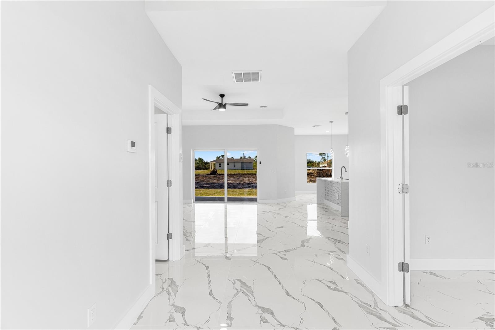 Image 3 of 48 For 454 Mercedes Court