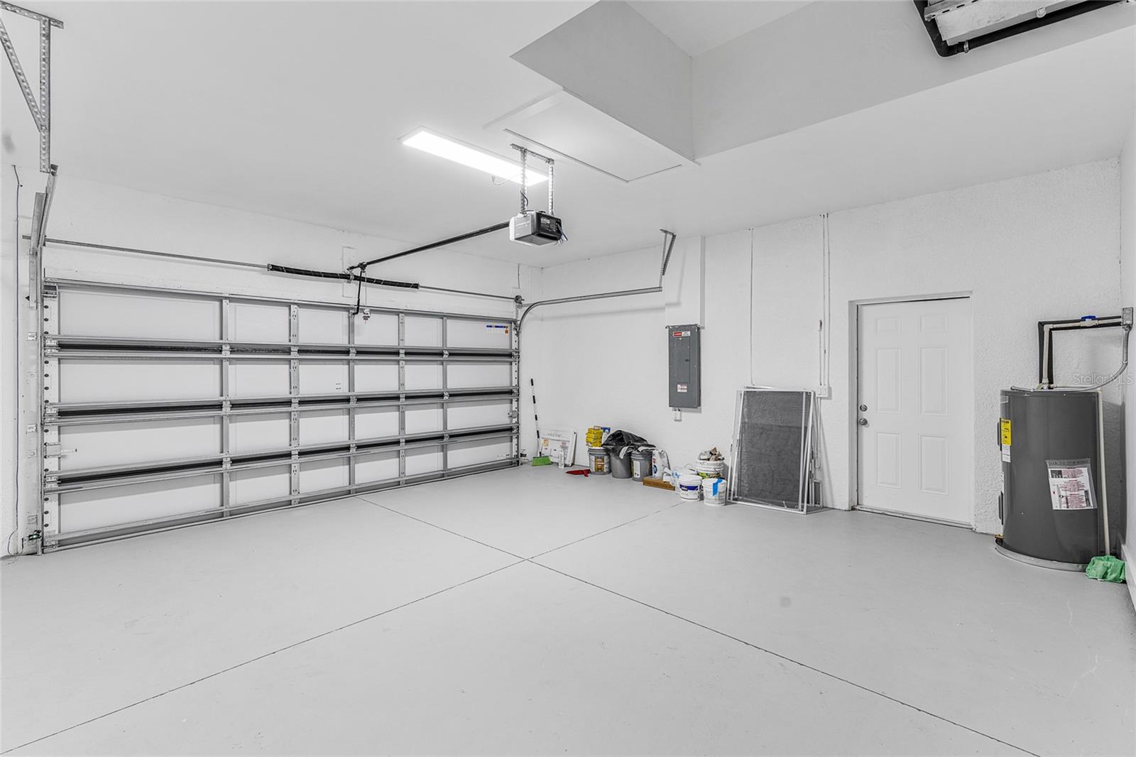 Image 45 of 48 For 454 Mercedes Court