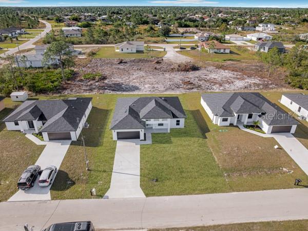 Image 46 of 48 For 454 Mercedes Court