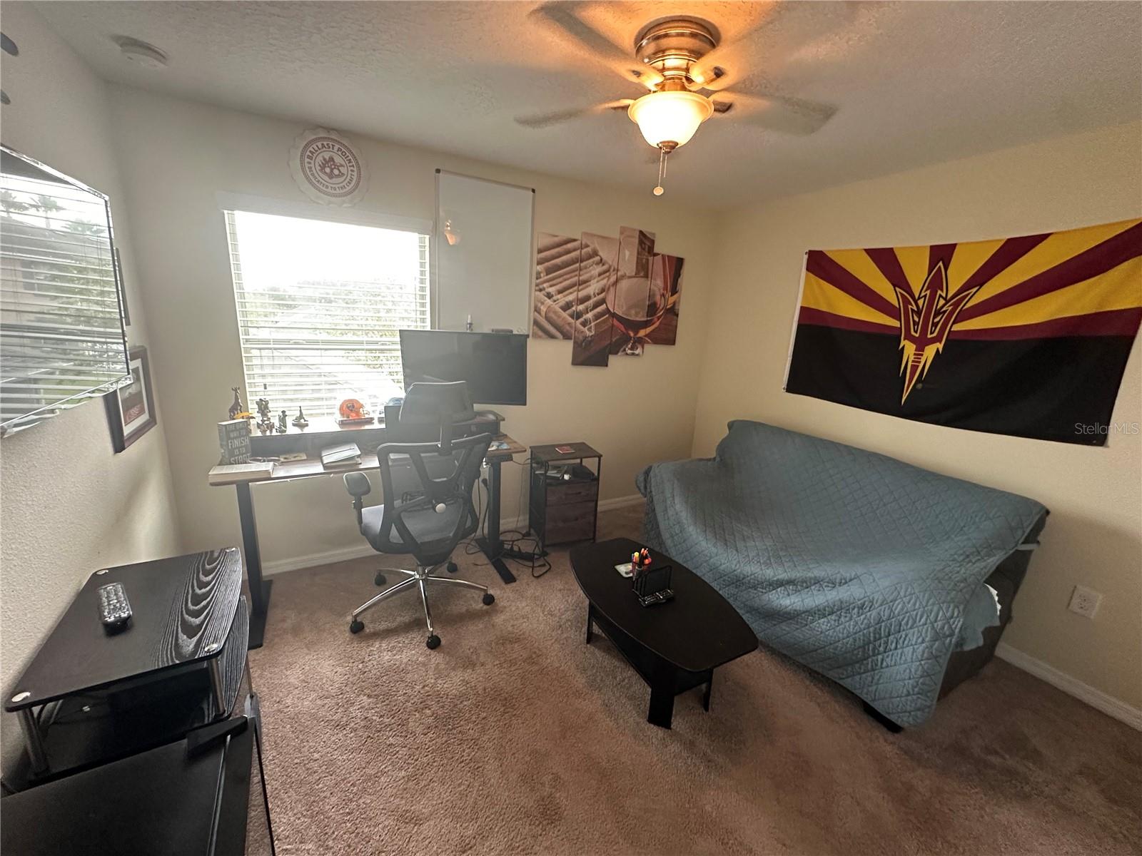 Image 13 of 19 For 14885 Evergreen Oak Loop