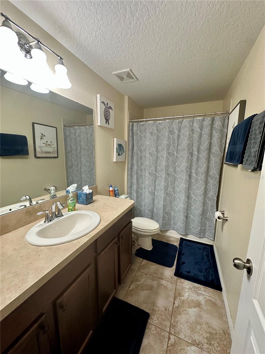 Image 15 of 19 For 14885 Evergreen Oak Loop