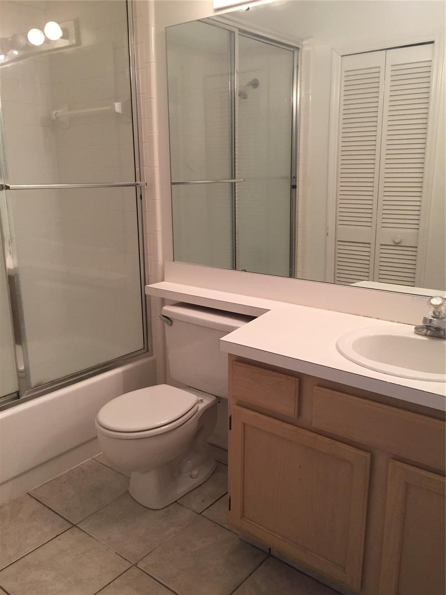 Image 15 of 24 For 13917 Timberland Drive 202