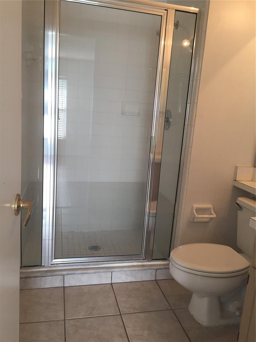 Image 16 of 24 For 13917 Timberland Drive 202