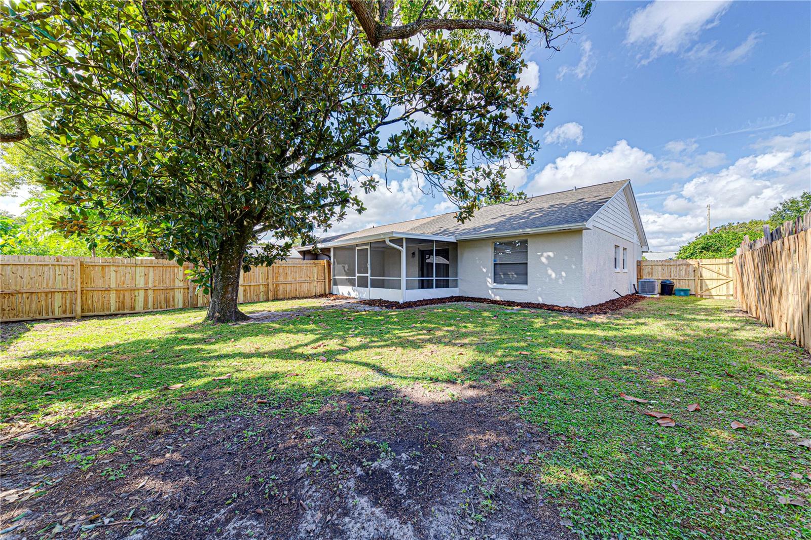 Image 32 of 42 For 2453 Long Meadow Way