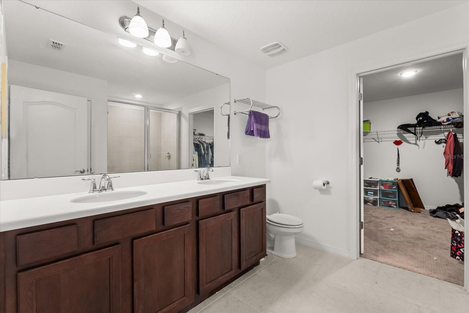 Image 14 of 33 For 2933 Deerberry Lane