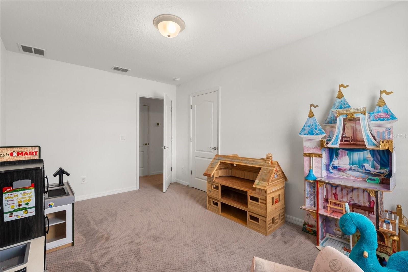 Image 21 of 33 For 2933 Deerberry Lane