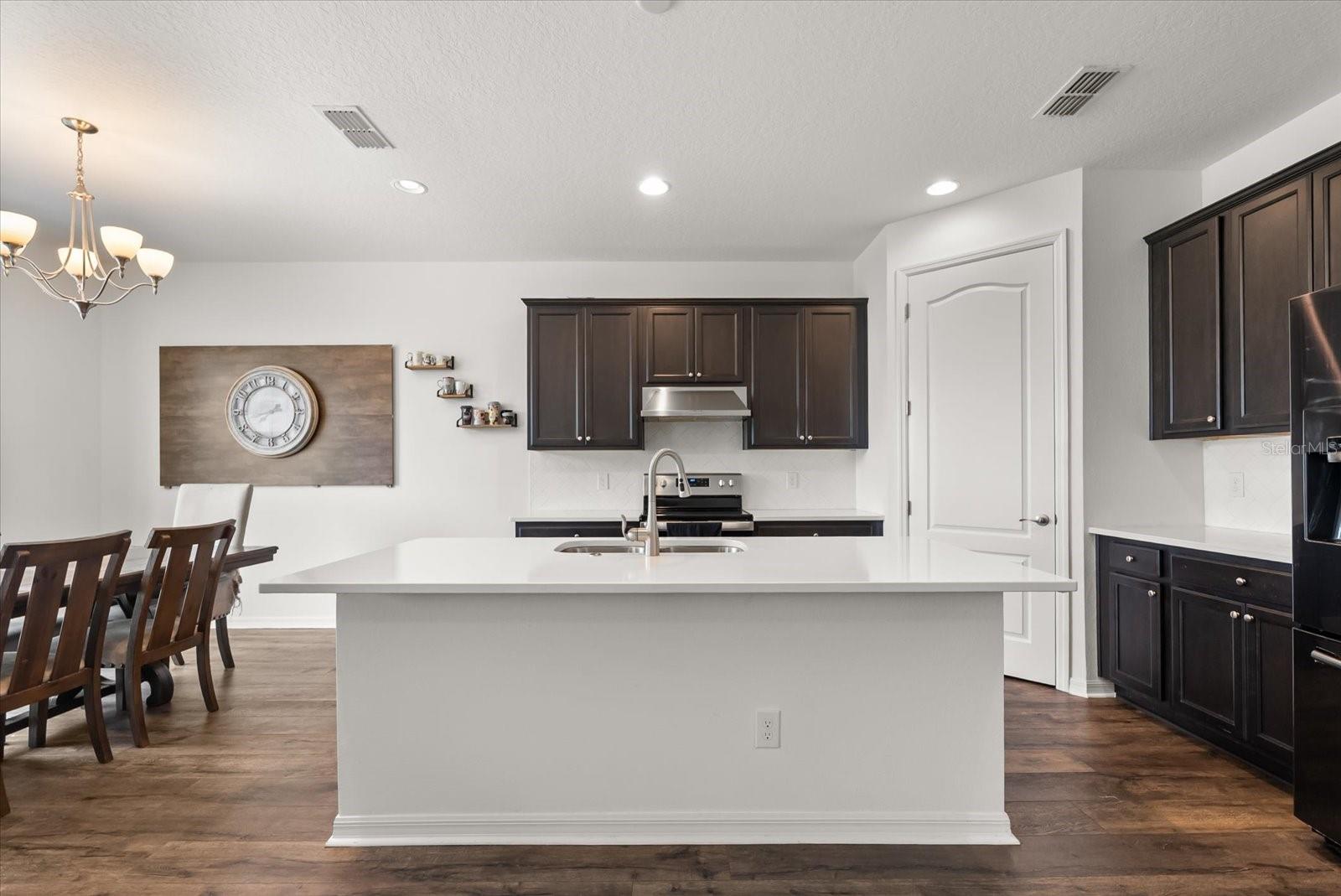 Image 9 of 33 For 2933 Deerberry Lane