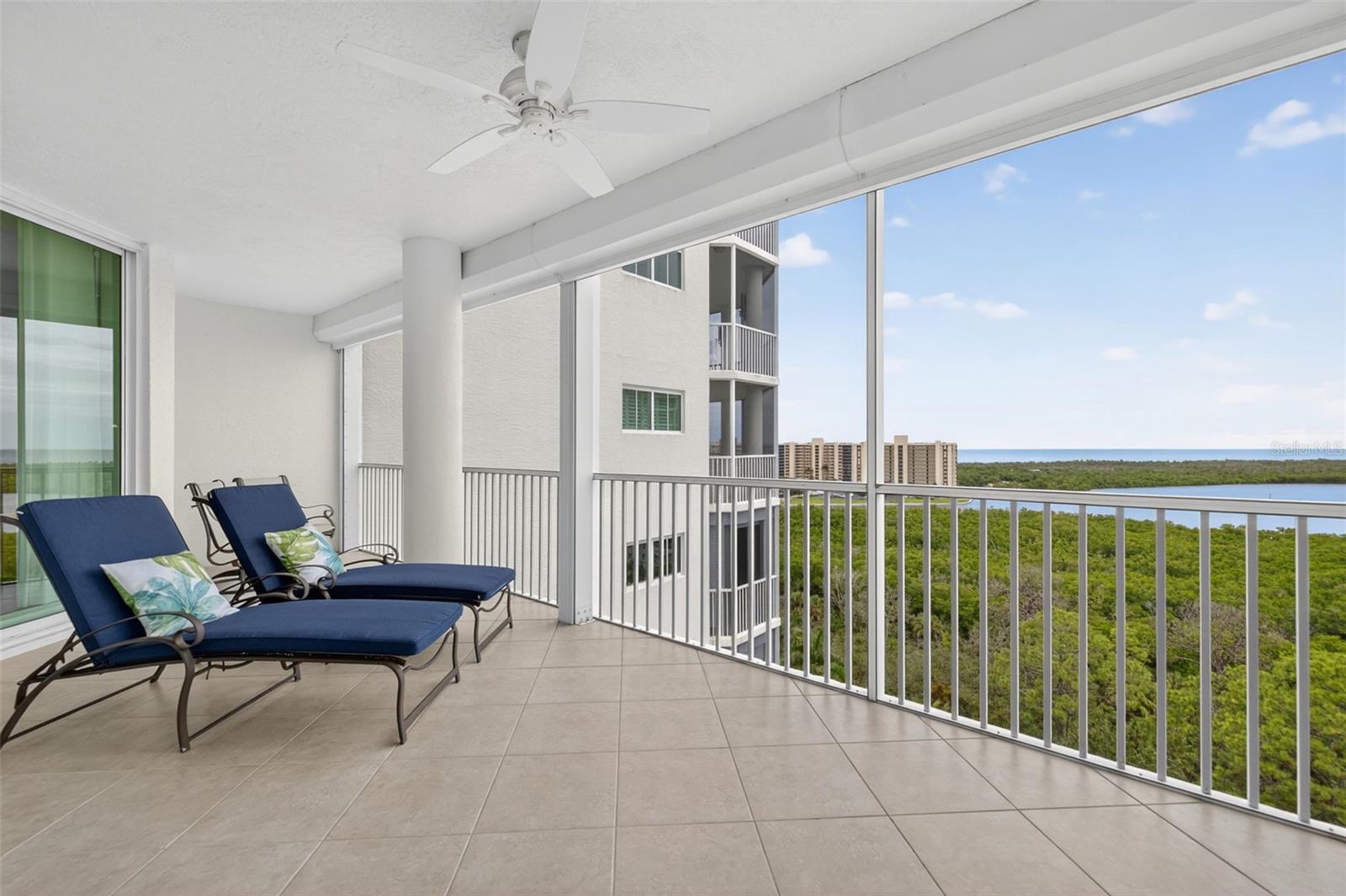 Image 29 of 46 For 325 Dunes Boulevard 1007