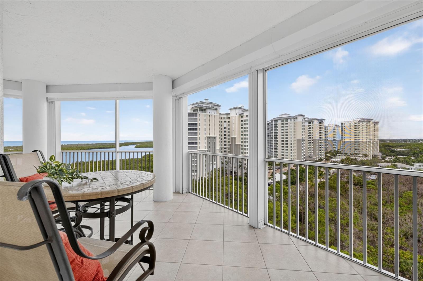 Image 31 of 46 For 325 Dunes Boulevard 1007