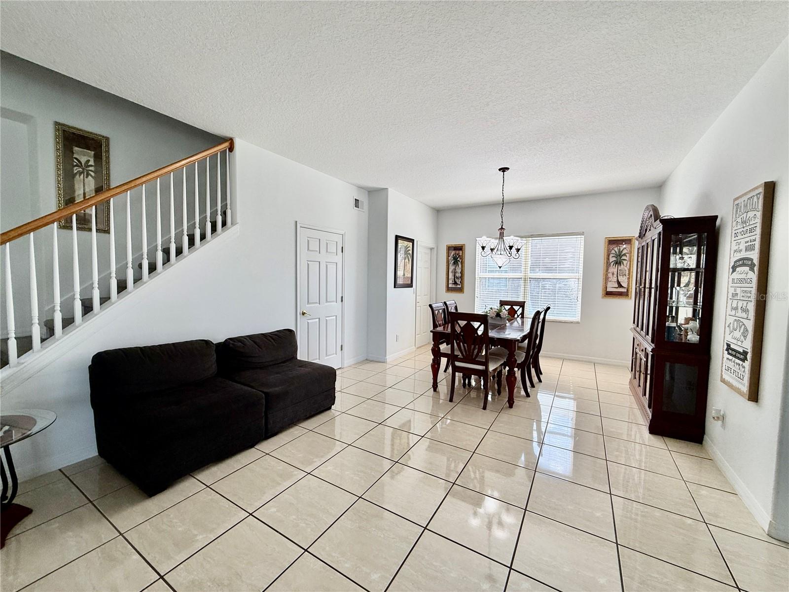 Image 13 of 50 For 943 Corvina Drive