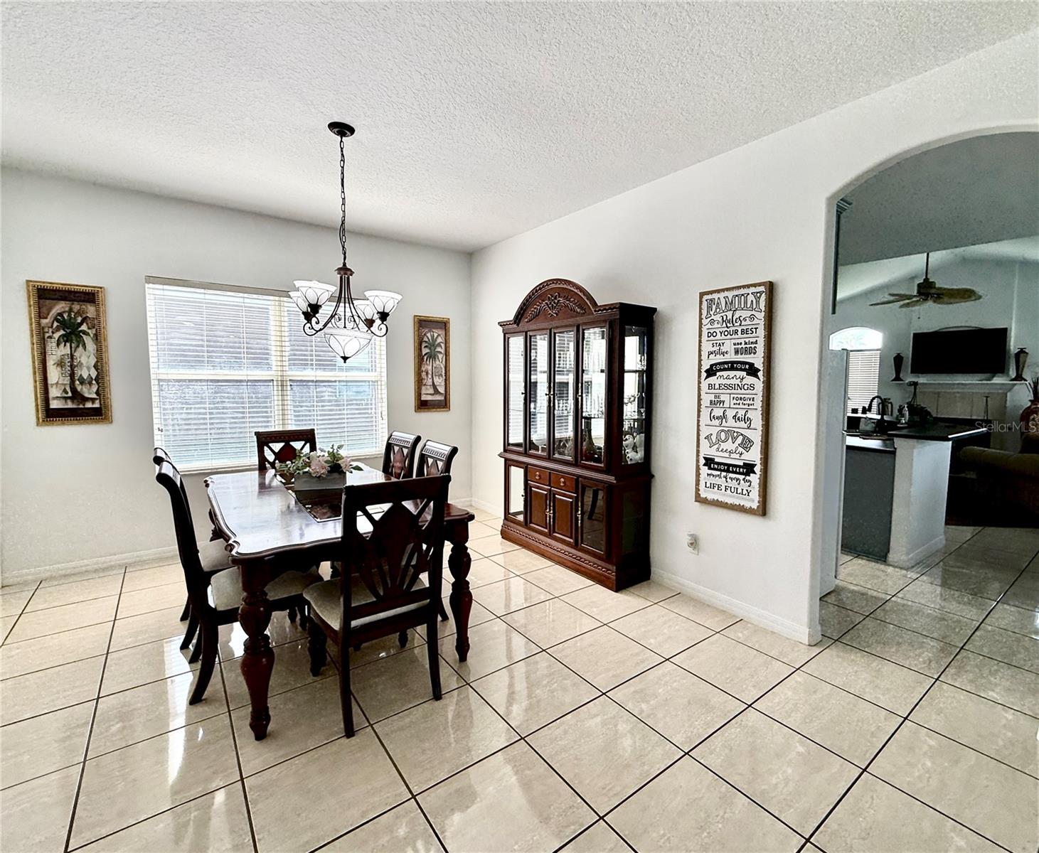 Image 18 of 50 For 943 Corvina Drive