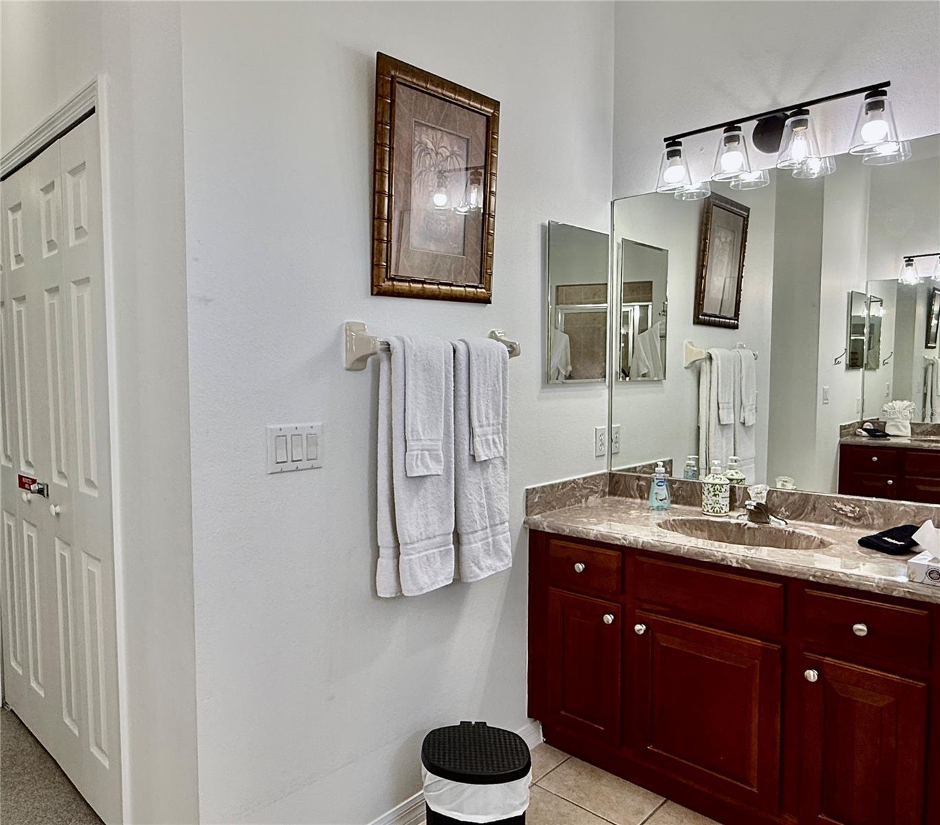Image 30 of 50 For 943 Corvina Drive