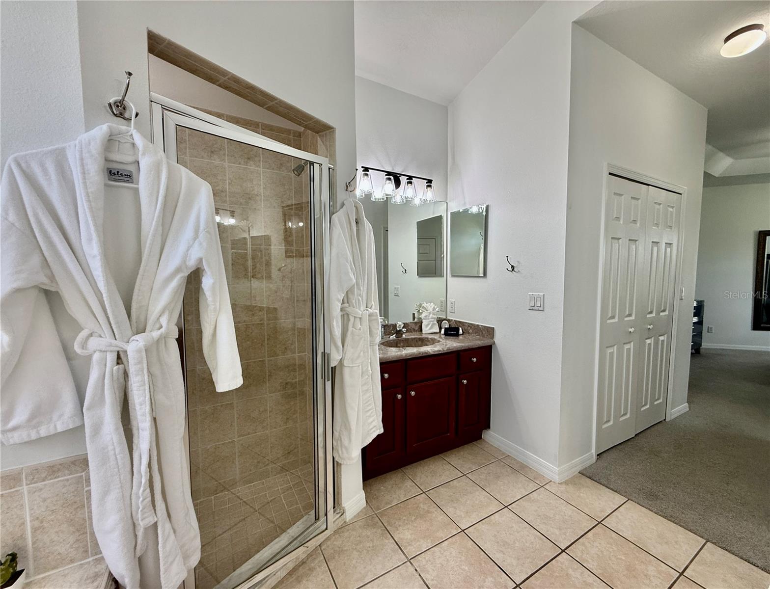Image 31 of 50 For 943 Corvina Drive