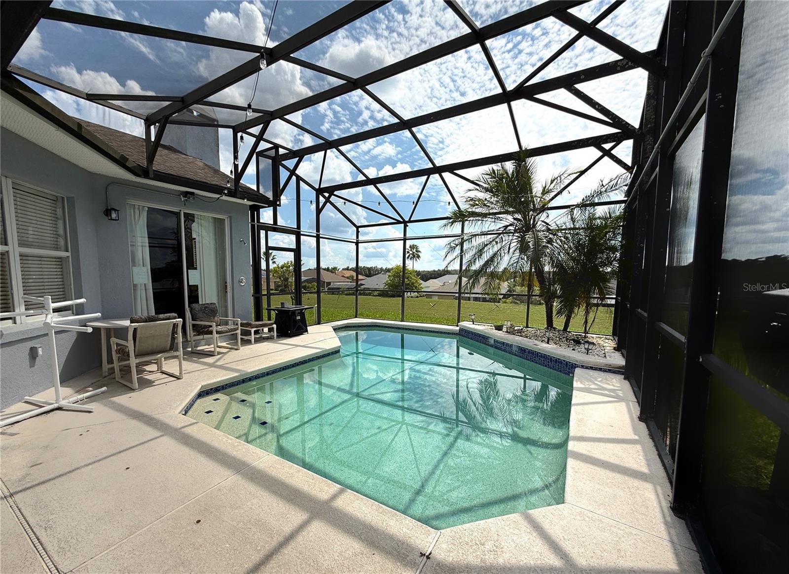 Image 6 of 50 For 943 Corvina Drive