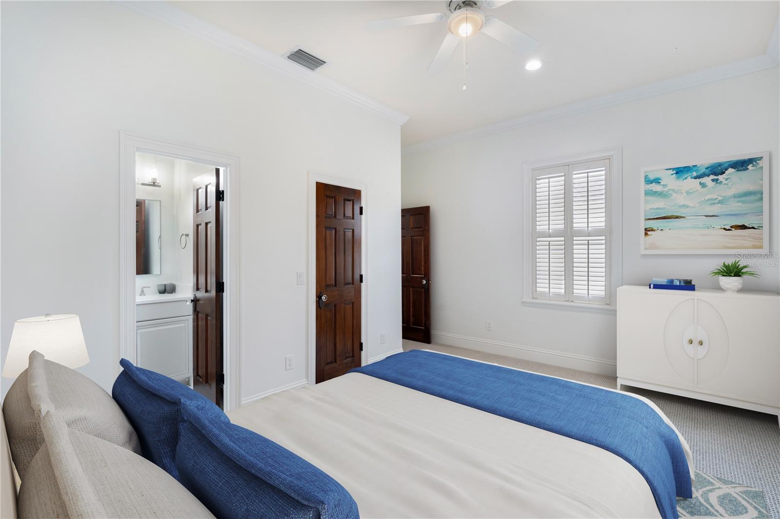 Image 32 of 41 For 717 Lake Adair Boulevard
