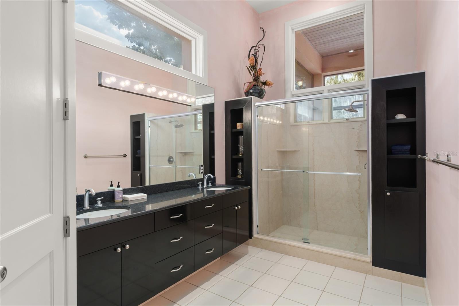 Image 32 of 47 For 5036 Latrobe Drive