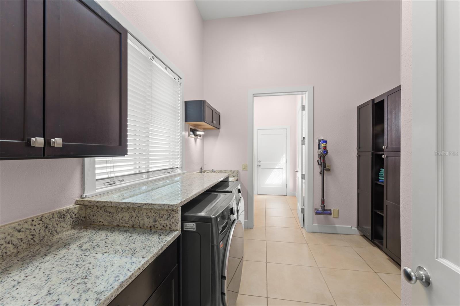 Image 39 of 47 For 5036 Latrobe Drive