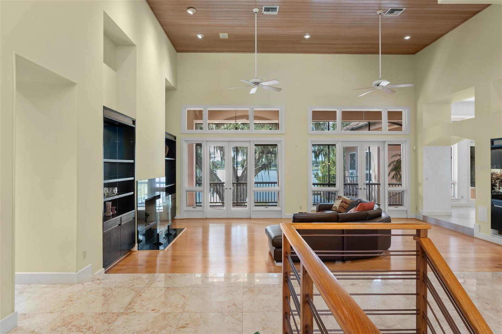 Image 4 of 47 For 5036 Latrobe Drive