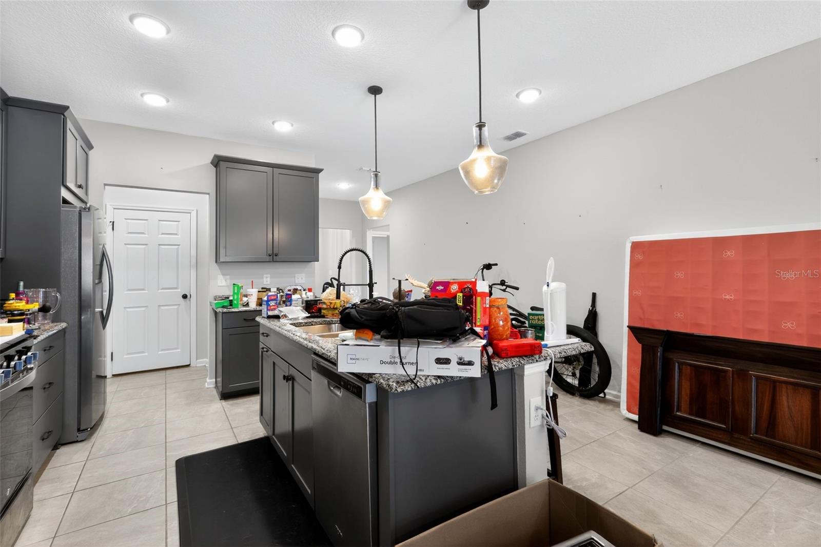 Image 7 of 29 For 13635 Harlowton Avenue
