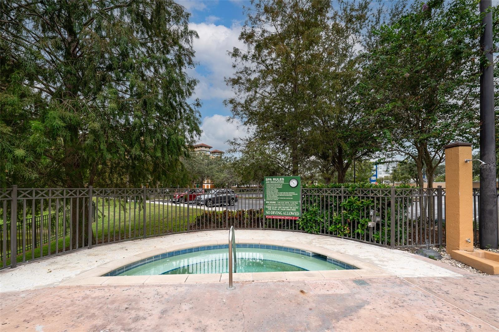 Image 3 of 22 For 12544 Floridays Resort Drive 402