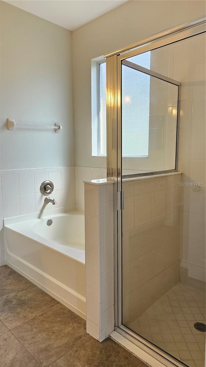 Image 24 of 49 For 2528 Ladoga Drive